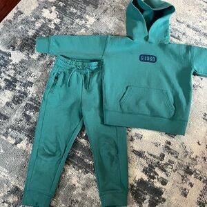 GAP Kids Teal Jogger Set